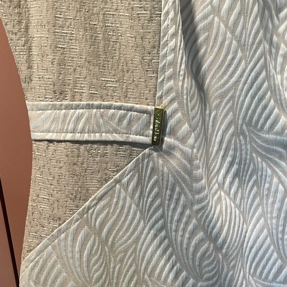 Chic professional Midi Dress - Picture 2 of 6